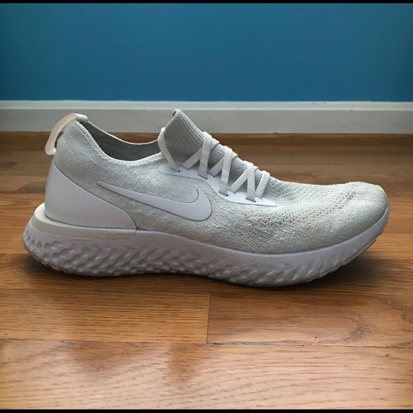Nike Epic React Flyknit True White - Picture 1 of 5